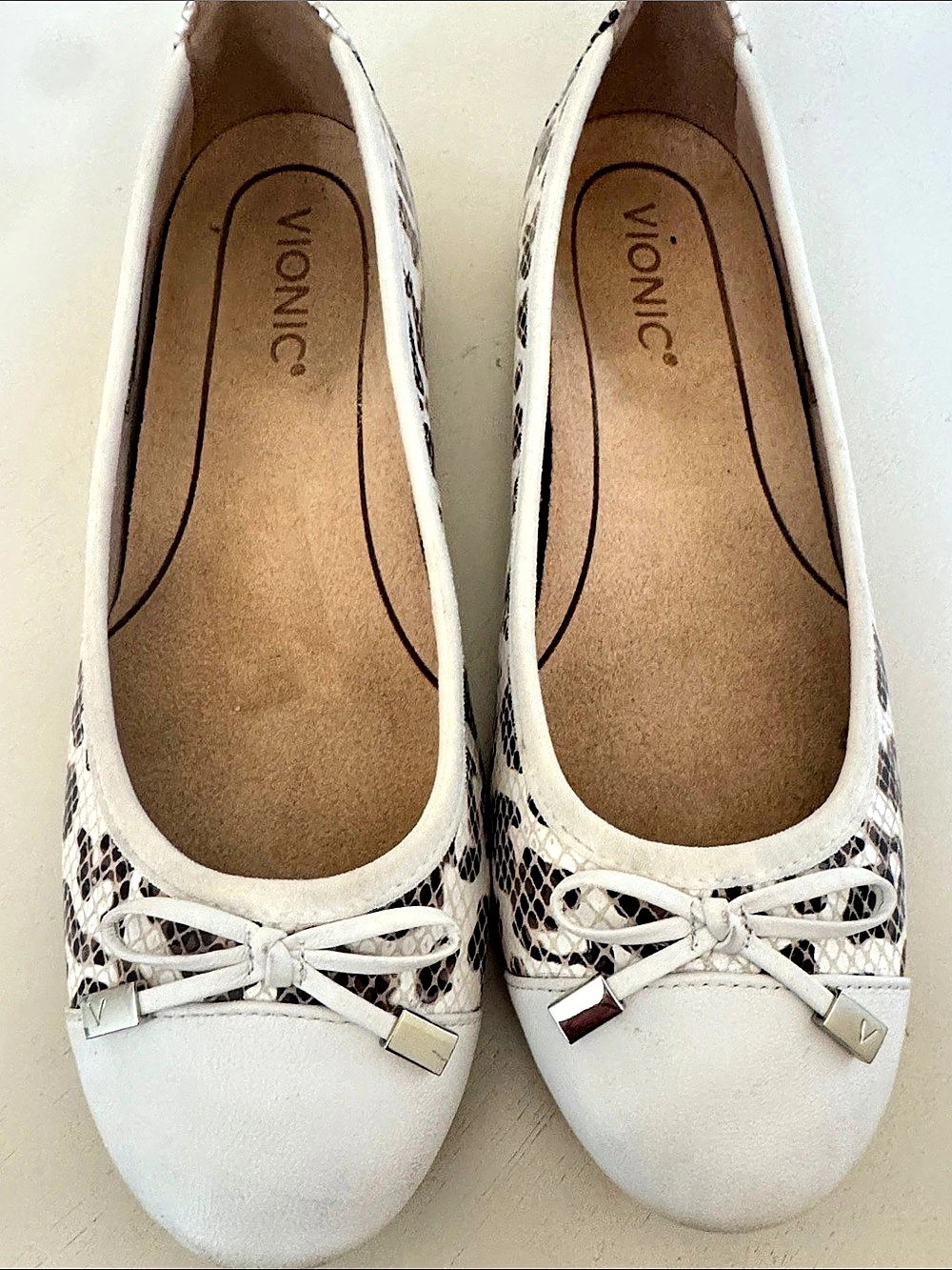Vionic Spark Minna Ballet Flat White & Brown Snake Print